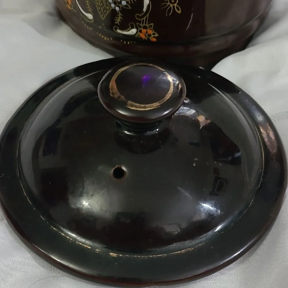 Vintage Handpainted Moriage Japan Pottery Brown Redware Bean Pot Jar Dish w/ Lid